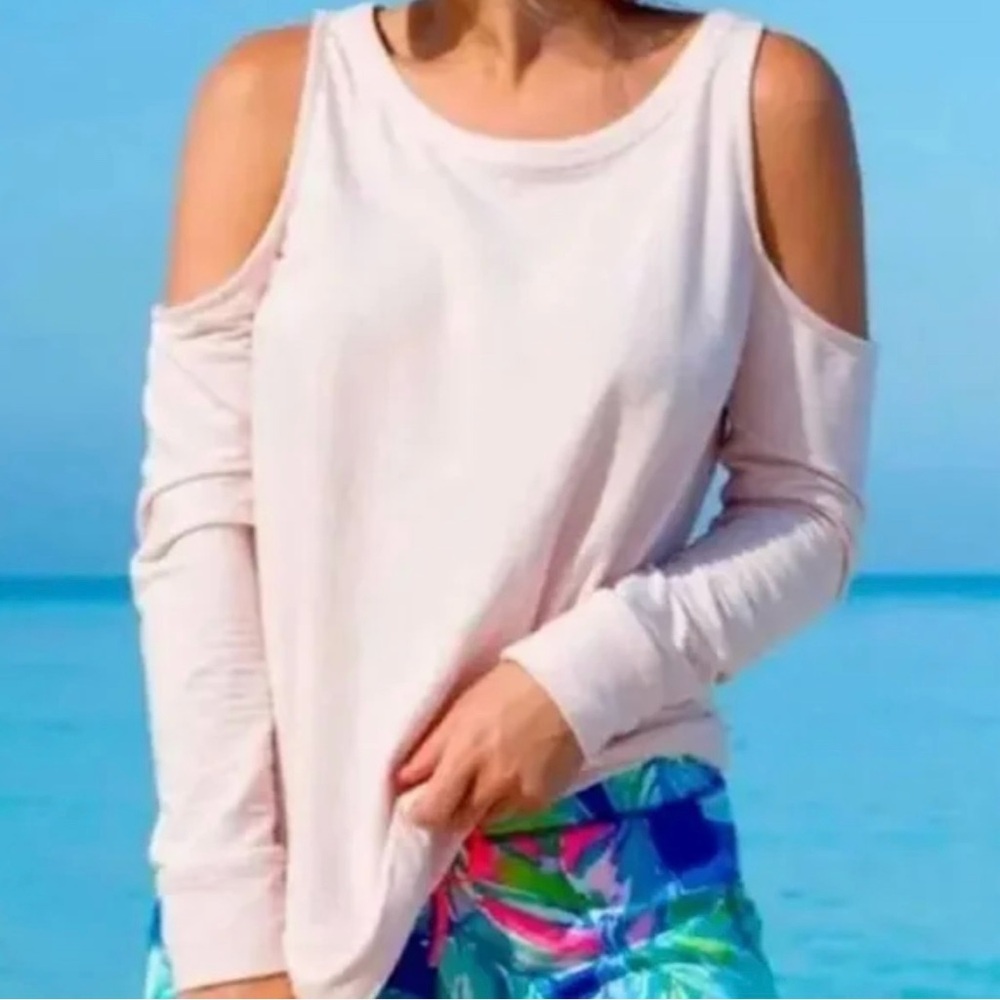 Lilly Pulitzer Cold Shoulder Top Size Medium